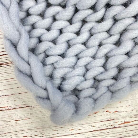 Blue Gray Arm Knit Throw Blanket - Picture 5 of 5